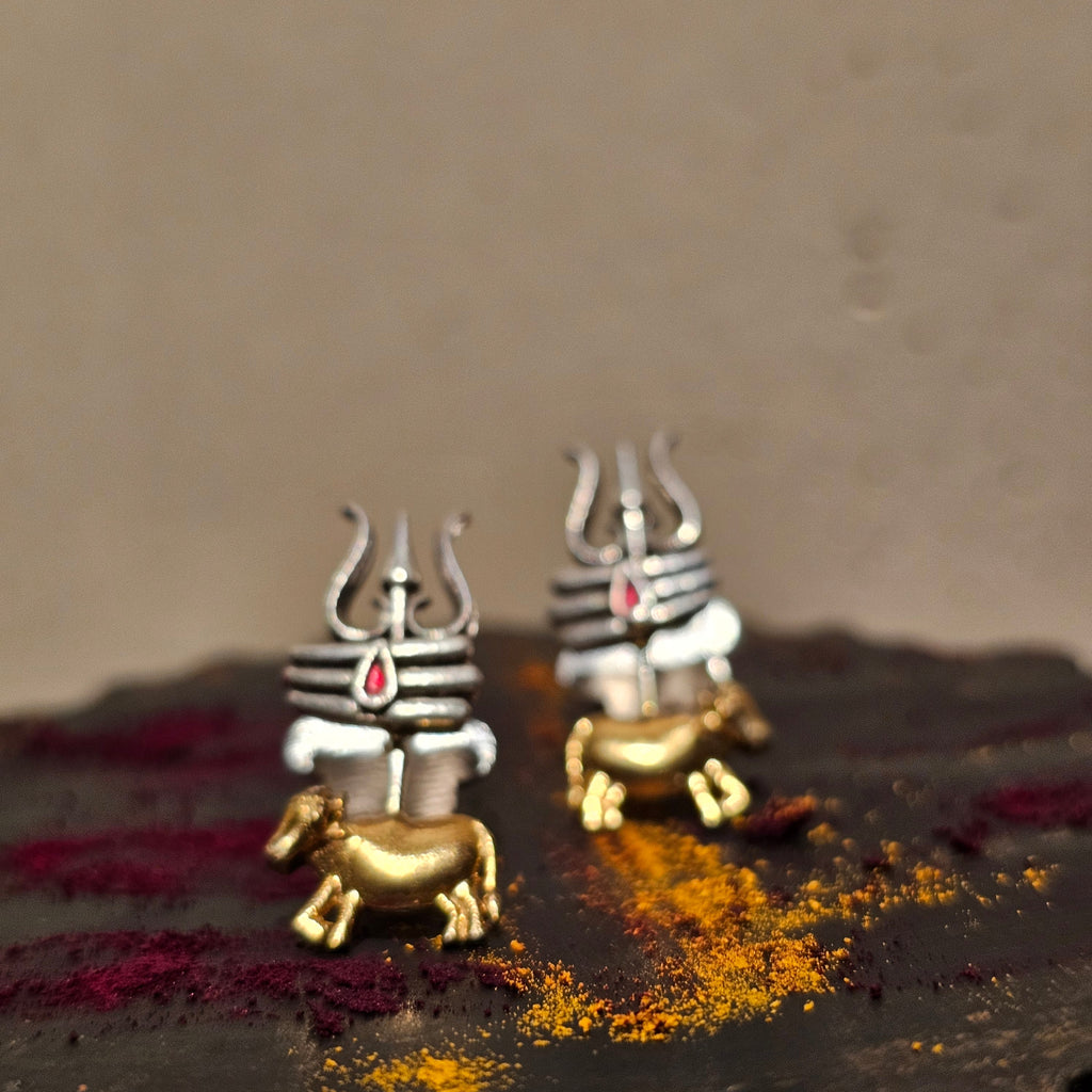 Shiva Studs