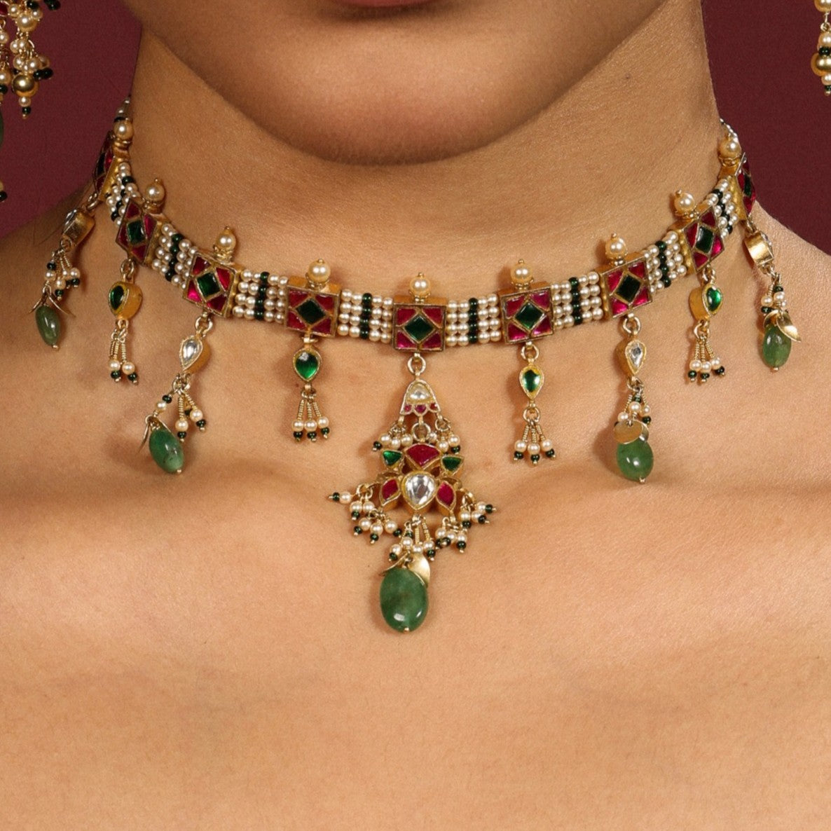 Gulzar Choker