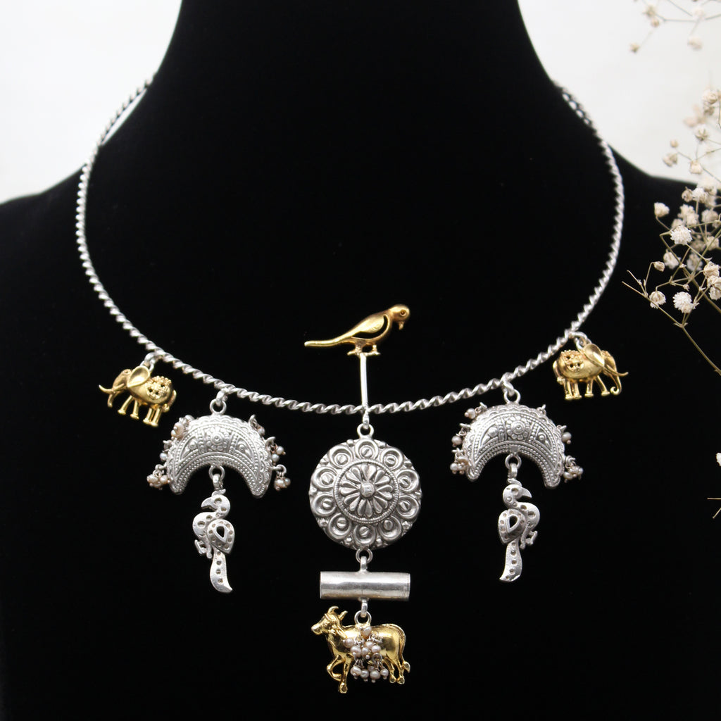 Noori Necklace