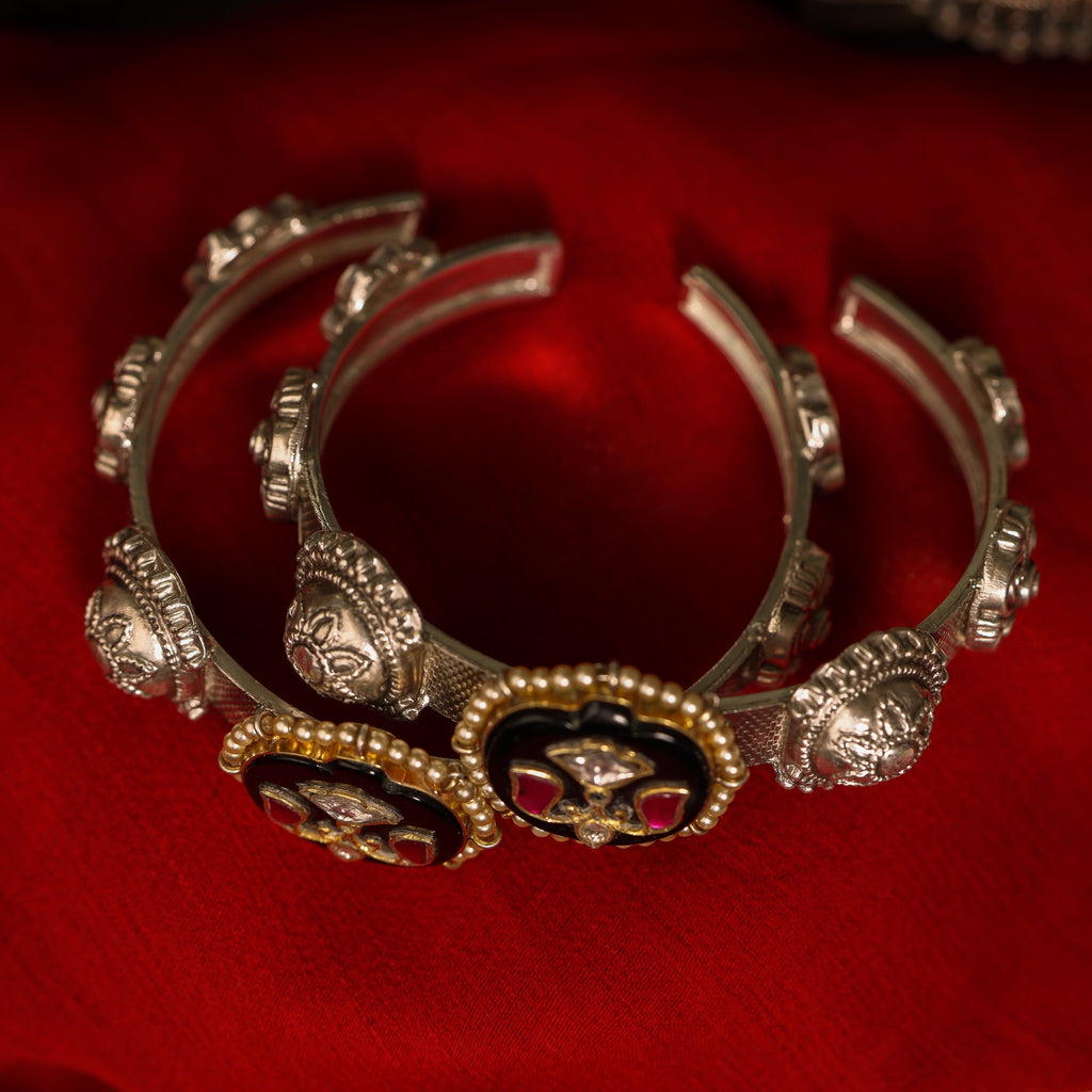 STAVYA BRACELET