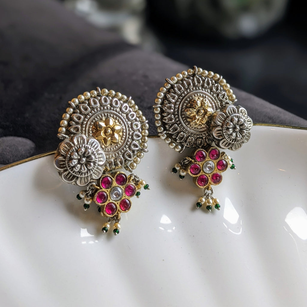 Fleur Studs - Small