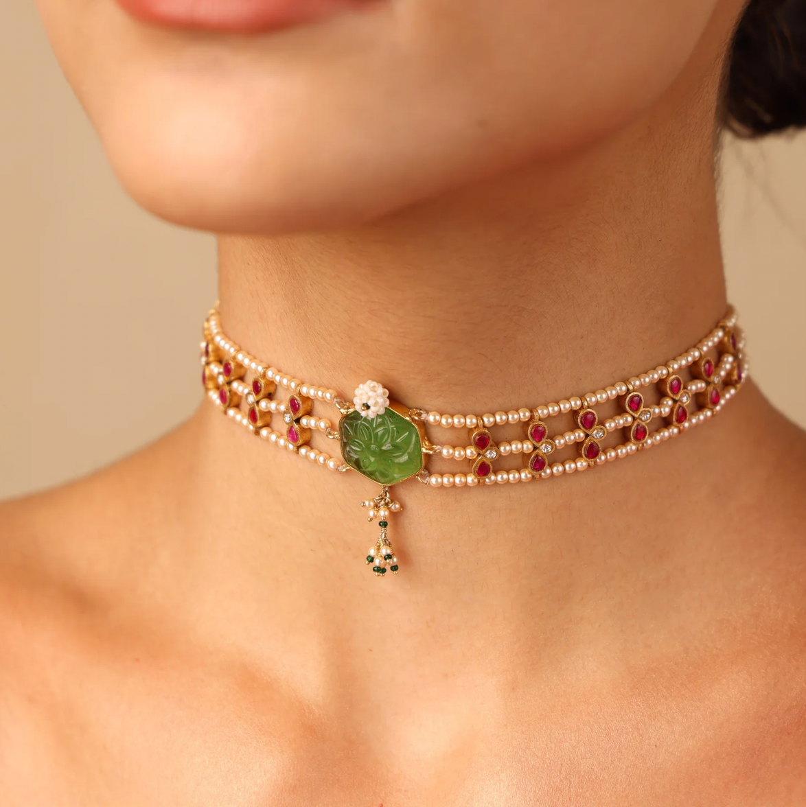 ALLURE CHOKER